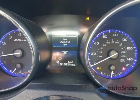 2015 Subaru Outback 2.5I Limited z USA, uszkodzony, nr VIN 4S4BSALC5F3335627